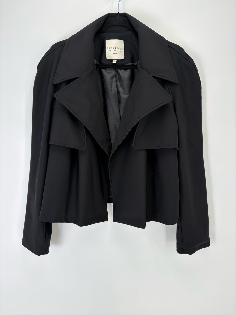 🍕 Bagatelle Black Cropped Trench Coat